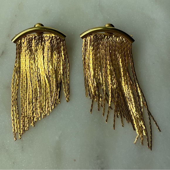 Asymmetrical Fringe Earrings - Picture 9 of 10